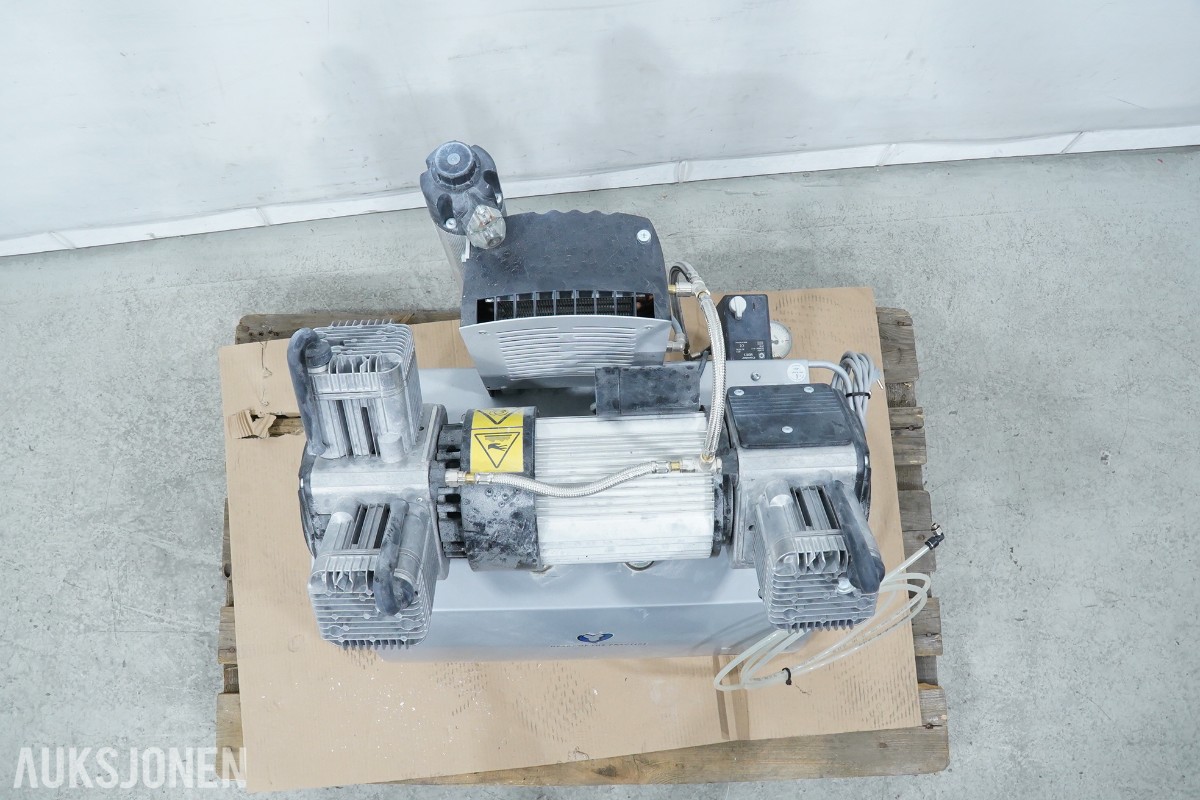 Dürr Dental Duo/Trio – oljefri dental kompressor med trykklufttank