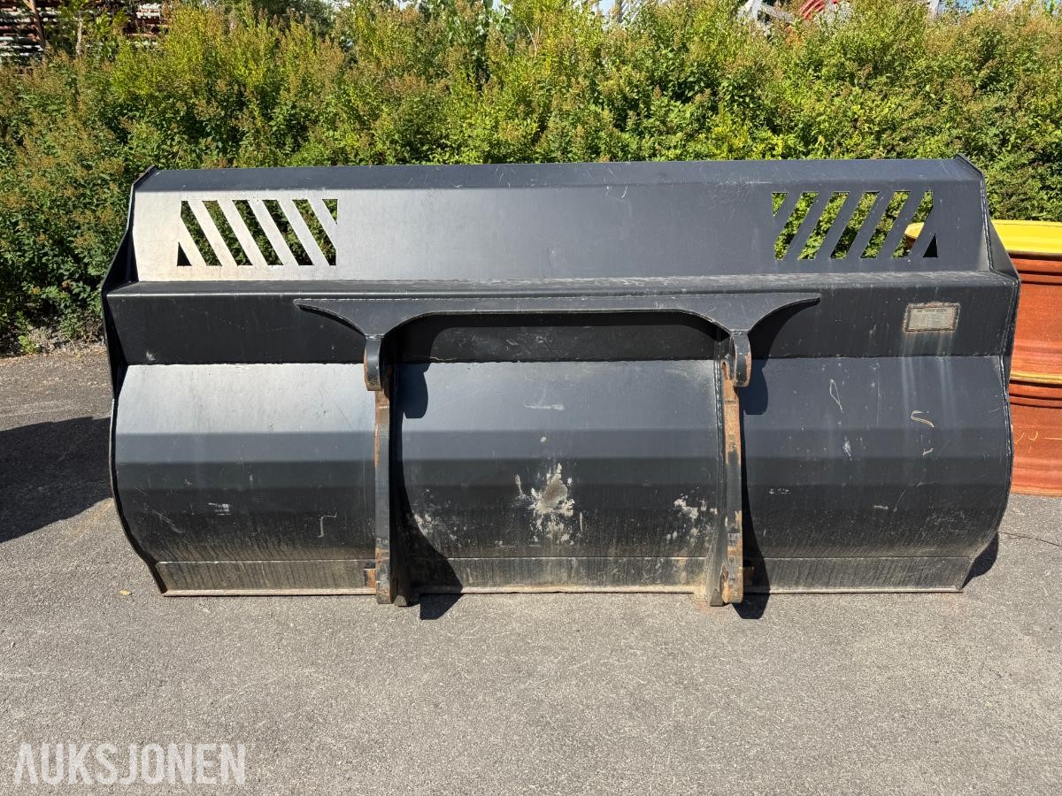 2022 SE 101203 snøskuffe