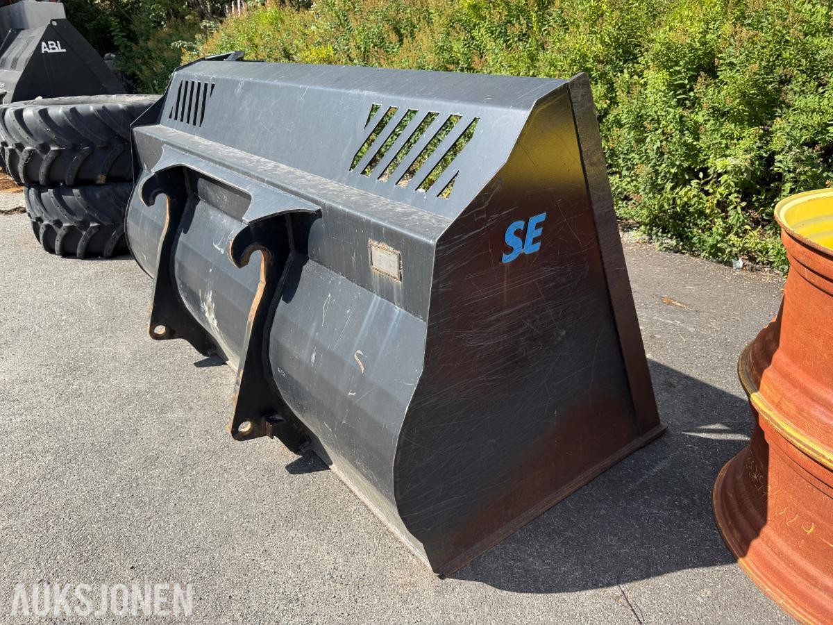 2022 SE 101203 snøskuffe