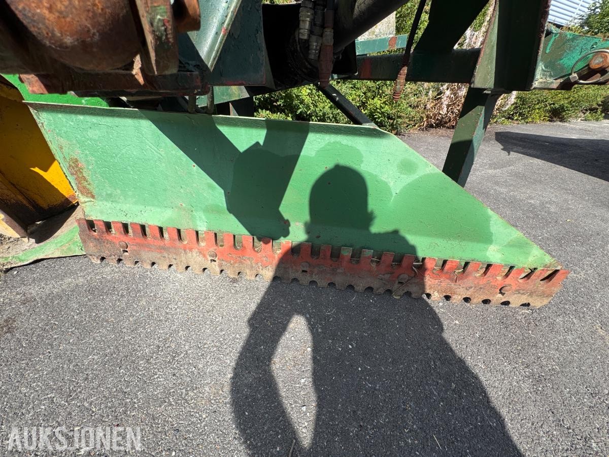 Sørum kantfres bredde ca 220 cm