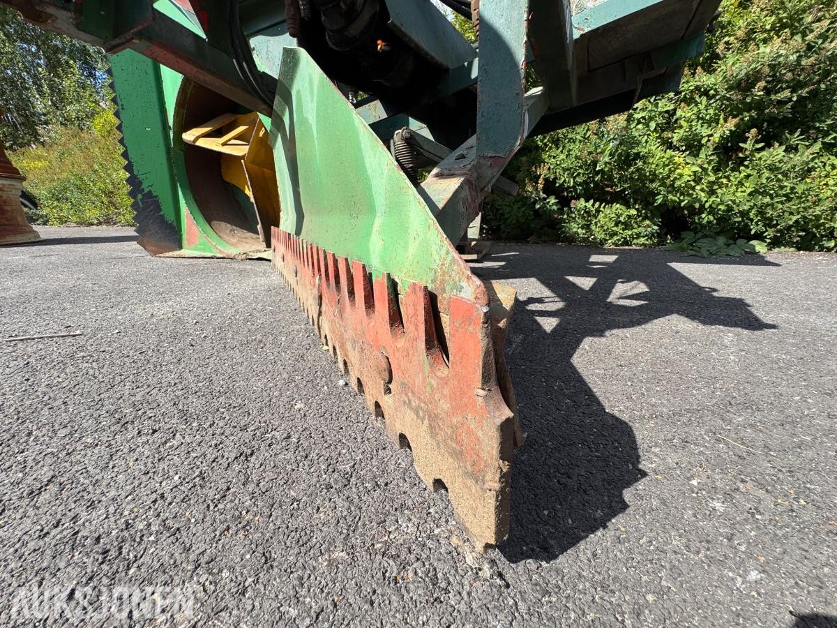 Sørum kantfres bredde ca 220 cm