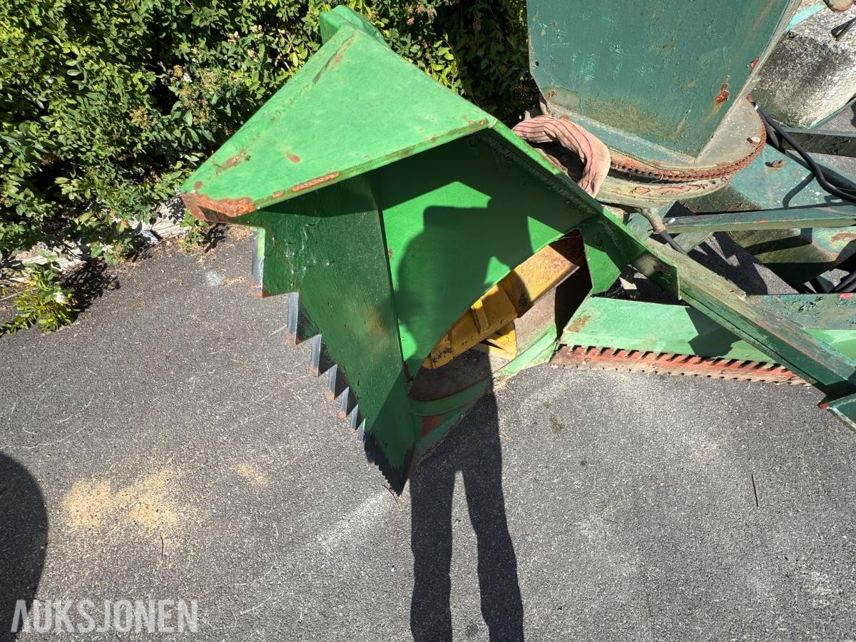 Sørum kantfres bredde ca 220 cm