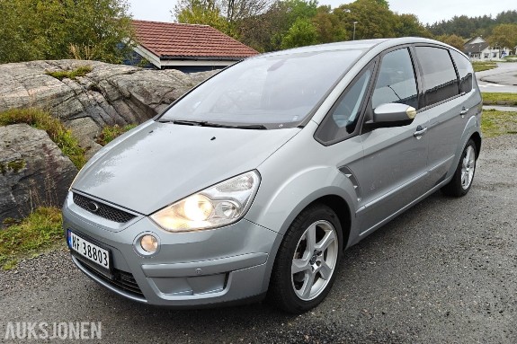 2008 Ford S-MAX 2.0-140 D - 140 hk manuell - 7 seter - Panoramatak, cruisekontroll, DAB+, Bluetooth, klimaanlegg og hengerfeste