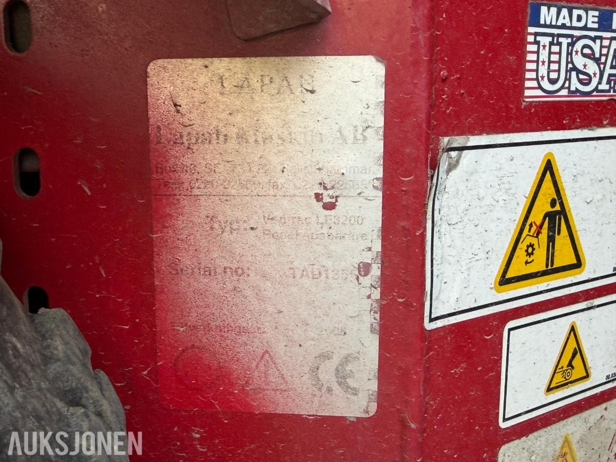 2008 Ventrac 3200 redskapsbærer med snøfreser og klippepanne