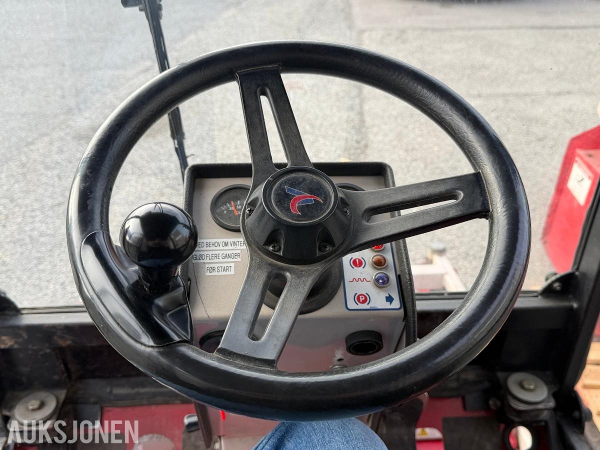 2008 Ventrac 3200 redskapsbærer med snøfreser og klippepanne