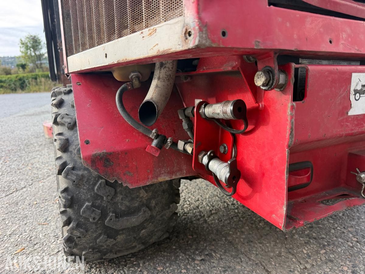 2008 Ventrac 3200 redskapsbærer med snøfreser og klippepanne
