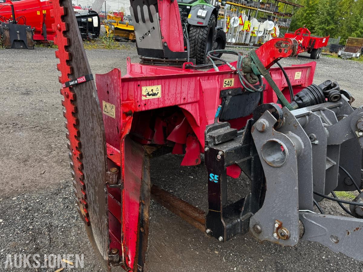2015 Globus 245 snøfreser med hydraulisk tut og sving
