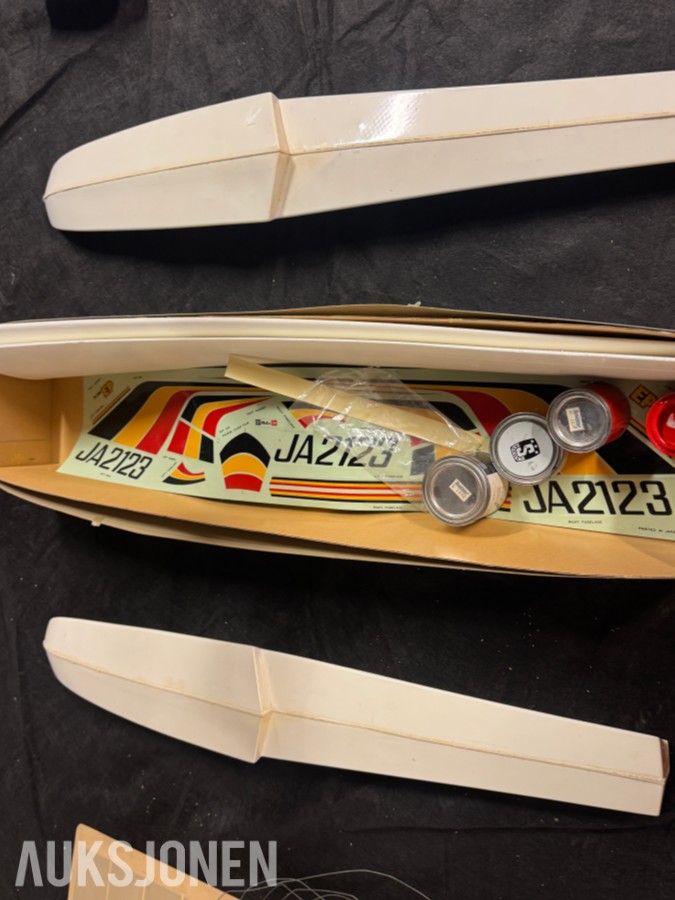 Modellfly etc Div modeller