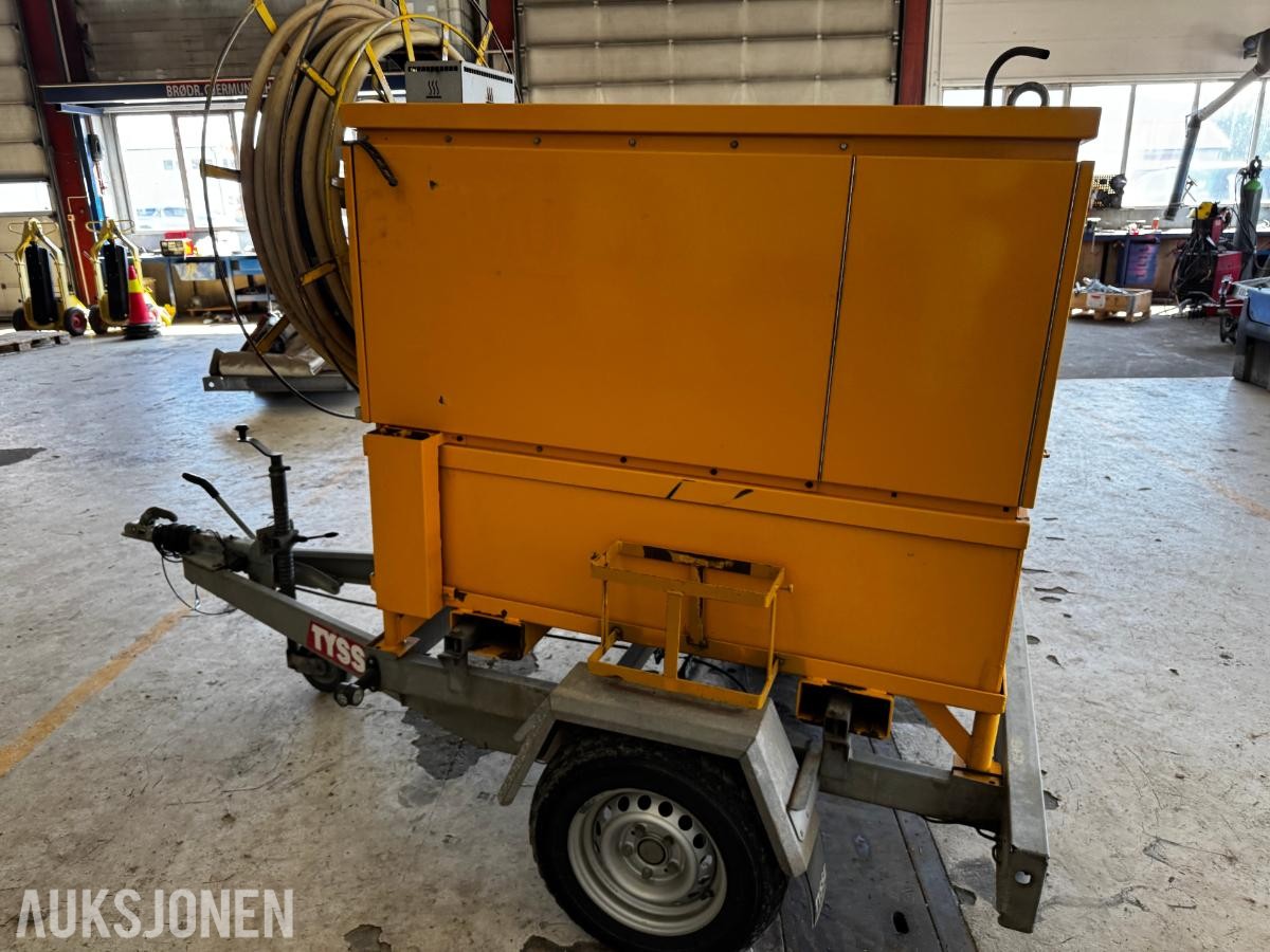 Bini 610-S damptiner med aggregat på Tysse understell.