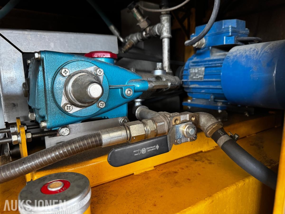 Bini 610-S damptiner med aggregat på Tysse understell.