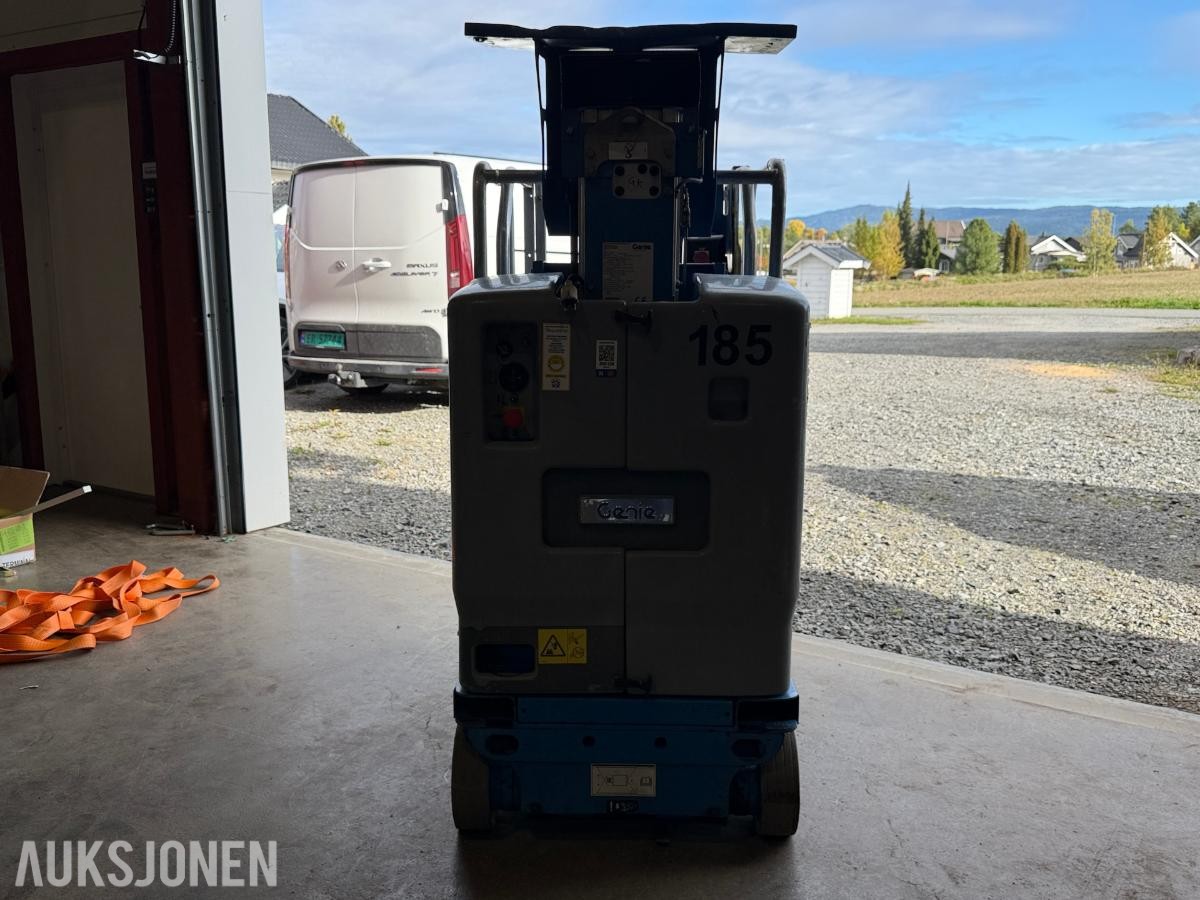 2009 Genie GR-12 mastelift med 5,5 meter arbeidshøyde