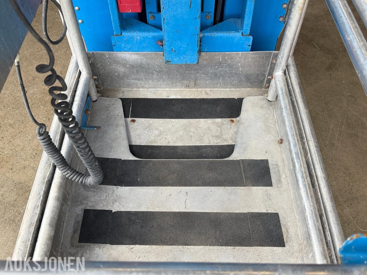 2009 Genie GR-12 mastelift med 5,5 meter arbeidshøyde