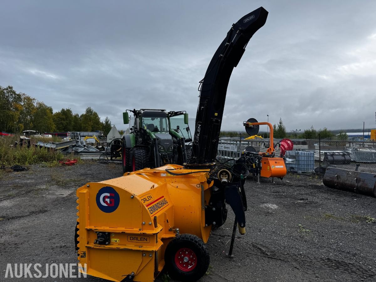 2020 Dalen 2014-010CX 2-trinns snøfreser med lastetut. Kun 100 timer.