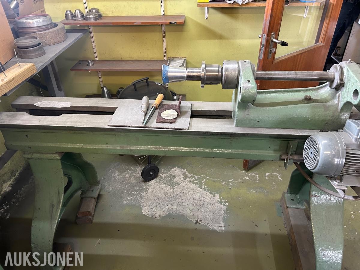 Maskiner for metaltrykking 