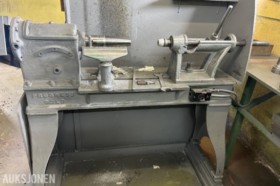 Maskiner for metaltrykking 