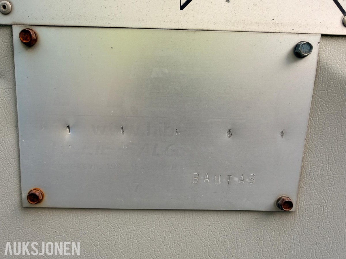 DANFO toalettkabin med servant, vanntank og varme