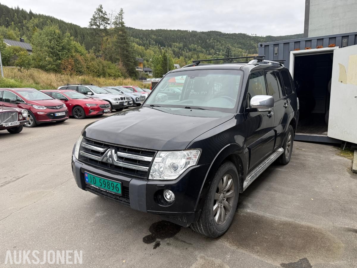 2011 Mitsubishi Pajero 3.2 Diesel 200hk 4WD Automat, Ryggekamera, Hengerfeste