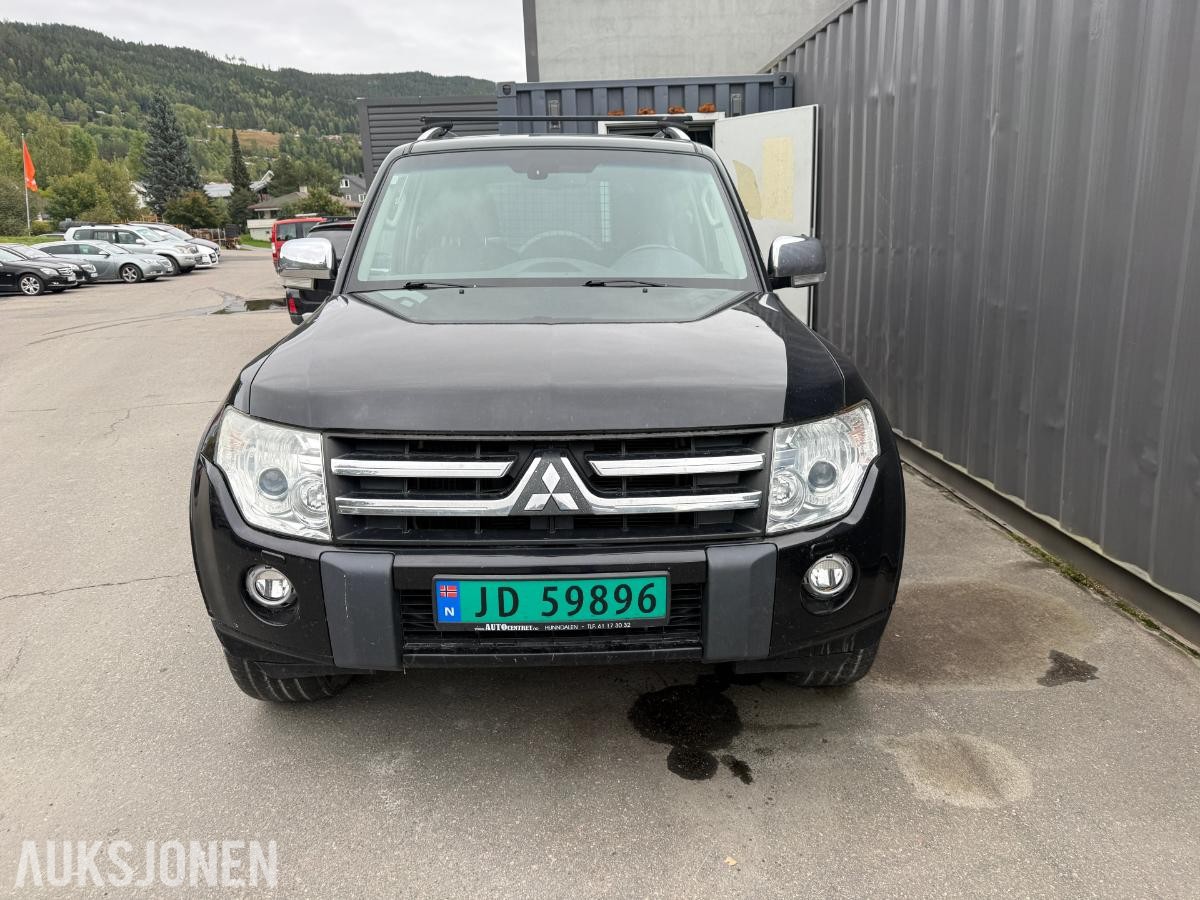2011 Mitsubishi Pajero 3.2 Diesel 200hk 4WD Automat, Ryggekamera, Hengerfeste