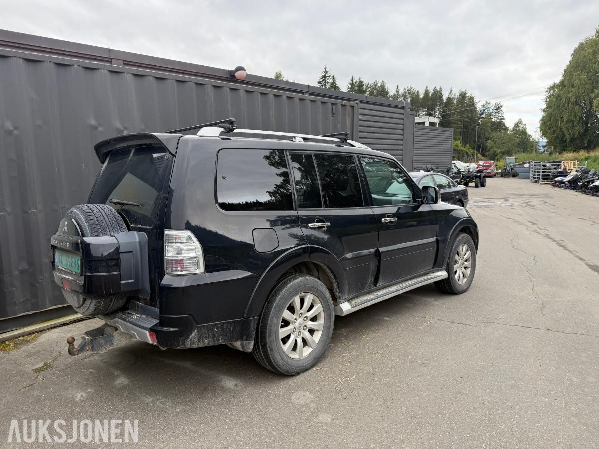2011 Mitsubishi Pajero 3.2 Diesel 200hk 4WD Automat, Ryggekamera, Hengerfeste