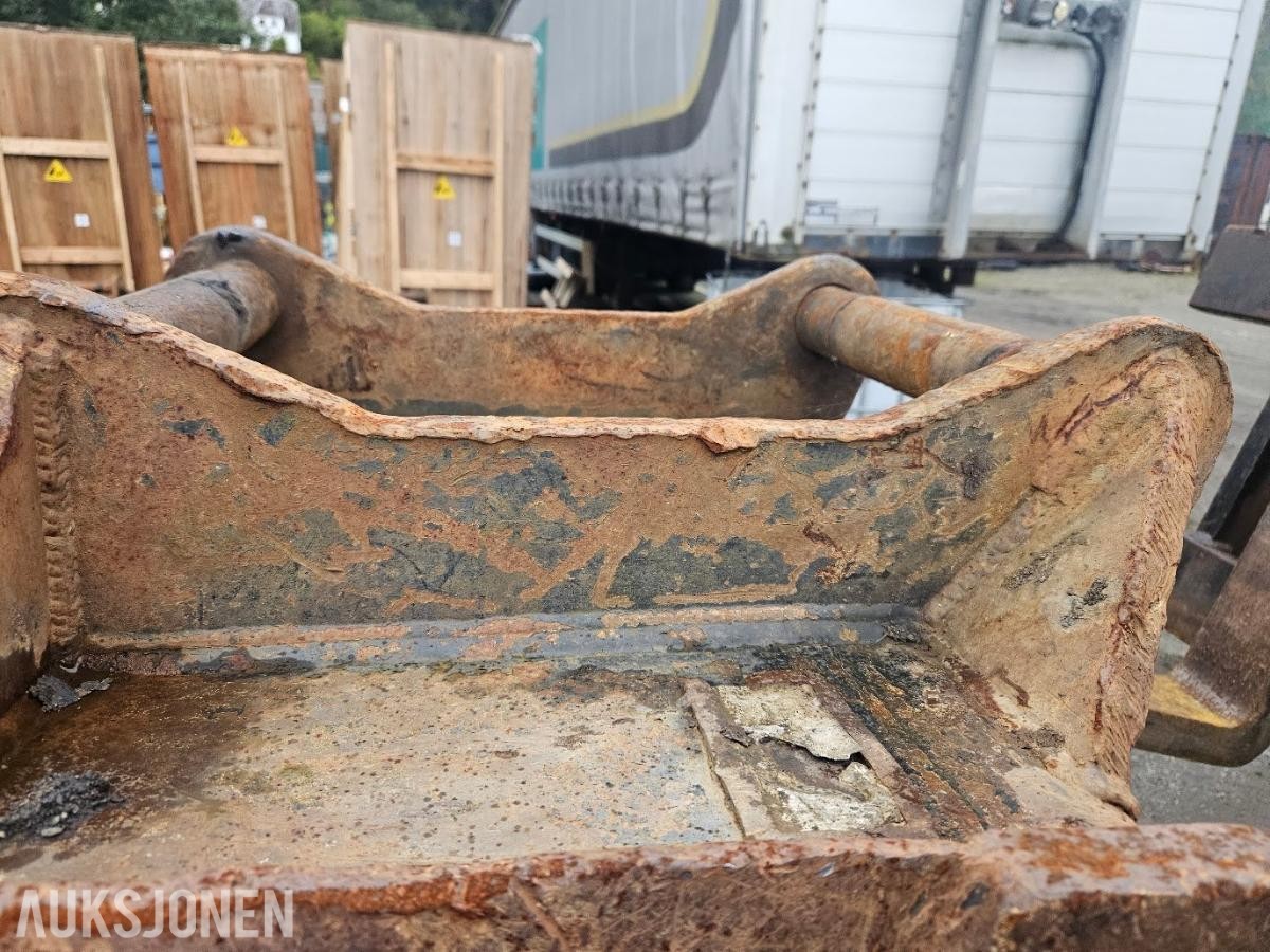 2007 SMP S60 graveskuff/renskeskuff 700 liter - Lang bunn
