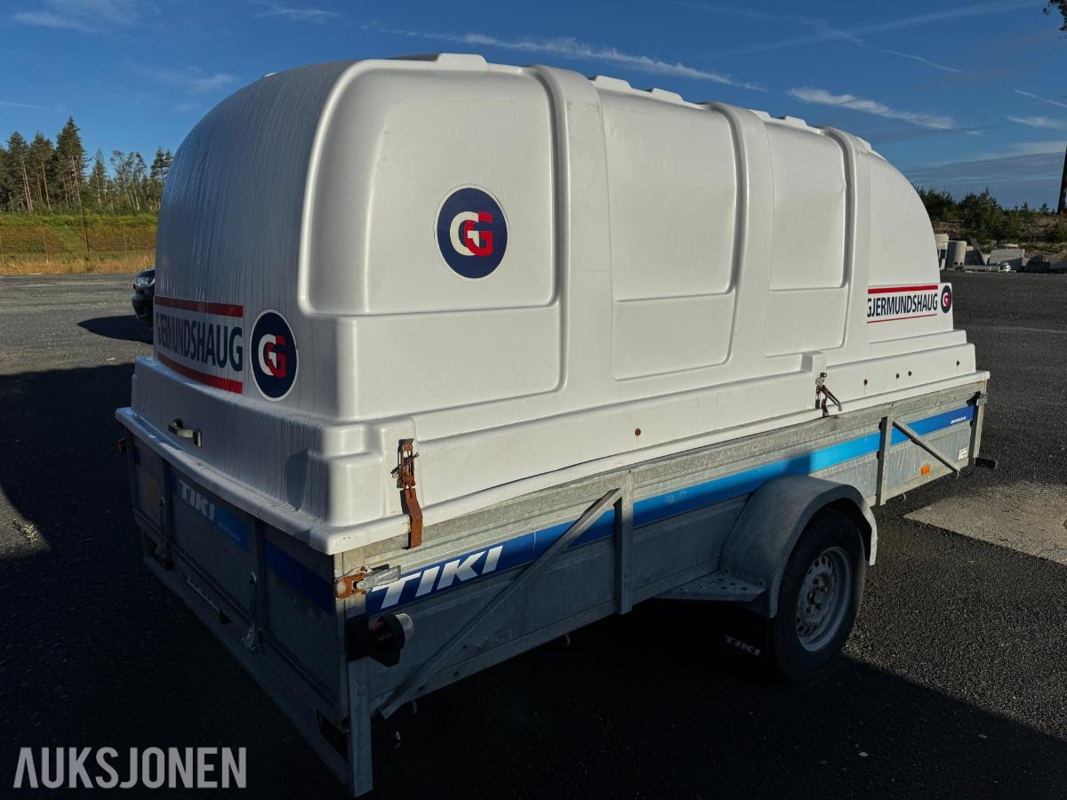 2019 Tiki tilhenger med tipp og plantopp