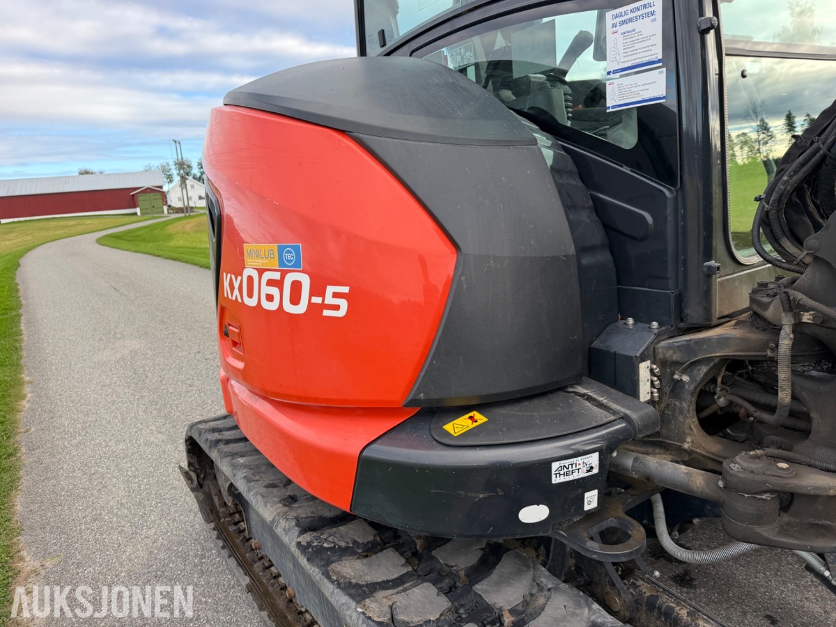 2021 mod. Kubota KX060-5, Engcon, sentralsmørning, 3329 timer ++