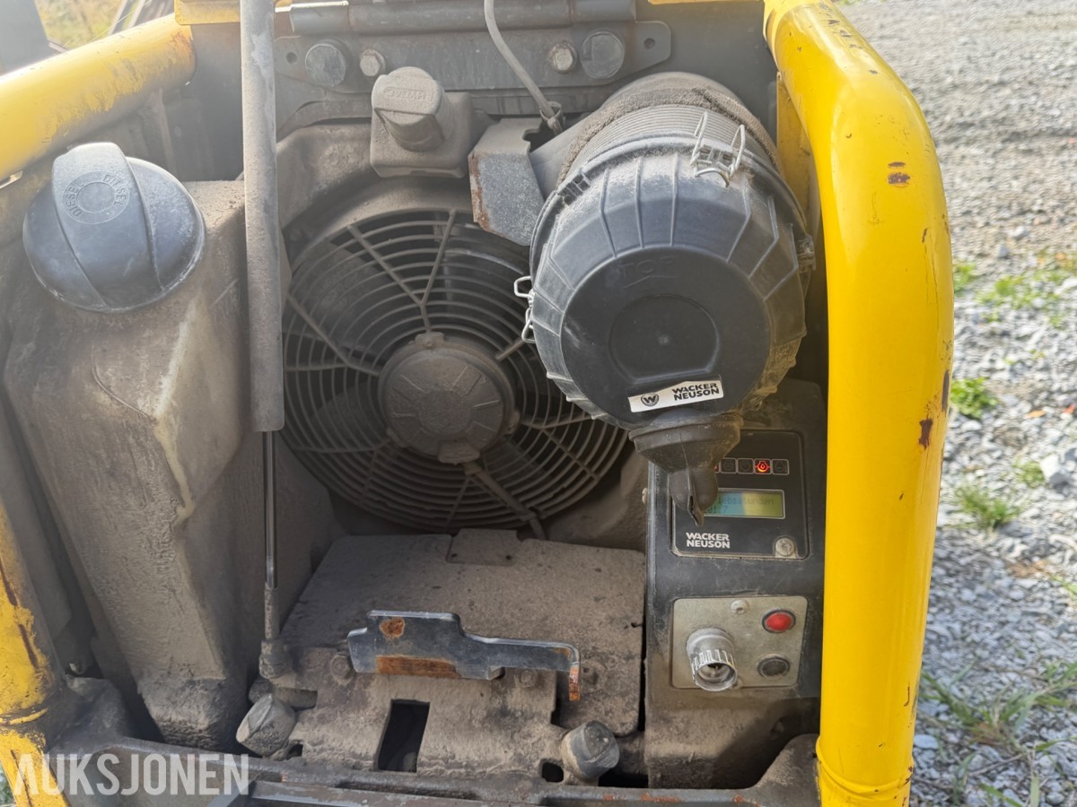 Wacker Neuson DPU80 vibroplate