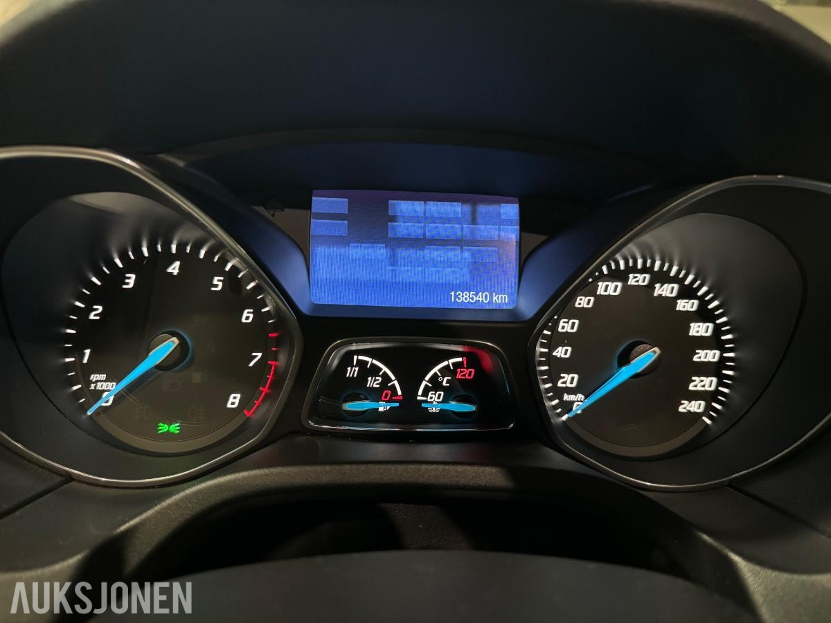 2013 FORD FOCUS 125HK TITANIUM SPORT LAV KM EU-OK 08.27