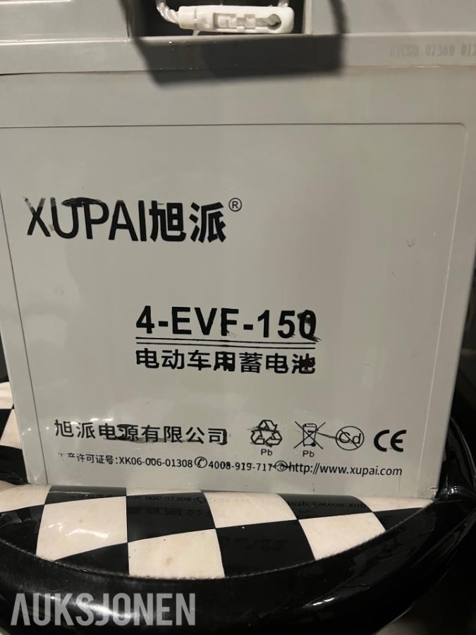 6 stk XUPI 4-EV-150 - 8V 150Ah AGM batterier