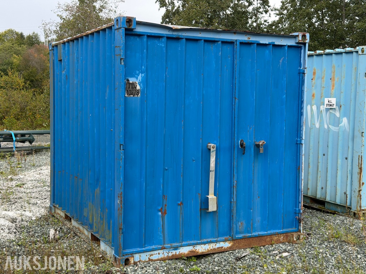 1992 Innredet 10 fots lagercontainer / verkstedcontainer med reoler og arbeidsbenk