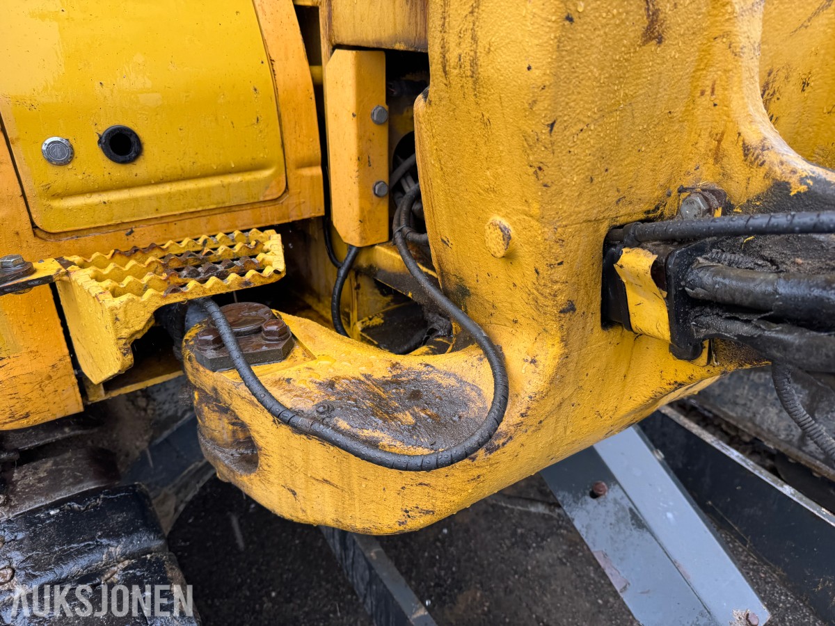 2008 Komatsu PC88MR beltegraver – tiltrotator – skjær – flere skuffer