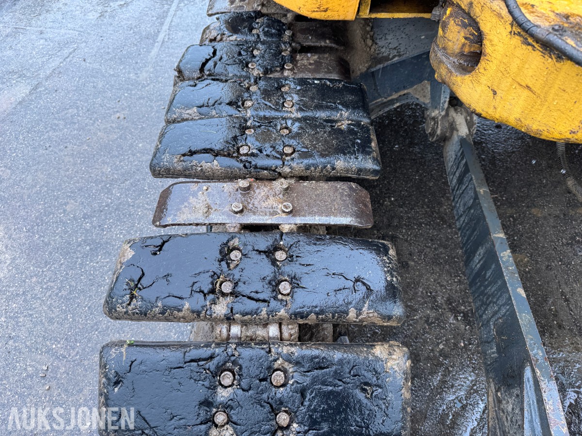 2008 Komatsu PC88MR beltegraver – tiltrotator – skjær – flere skuffer