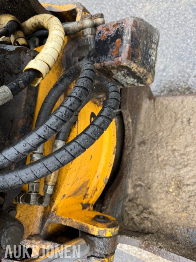 2008 Komatsu PC88MR beltegraver – tiltrotator – skjær – flere skuffer