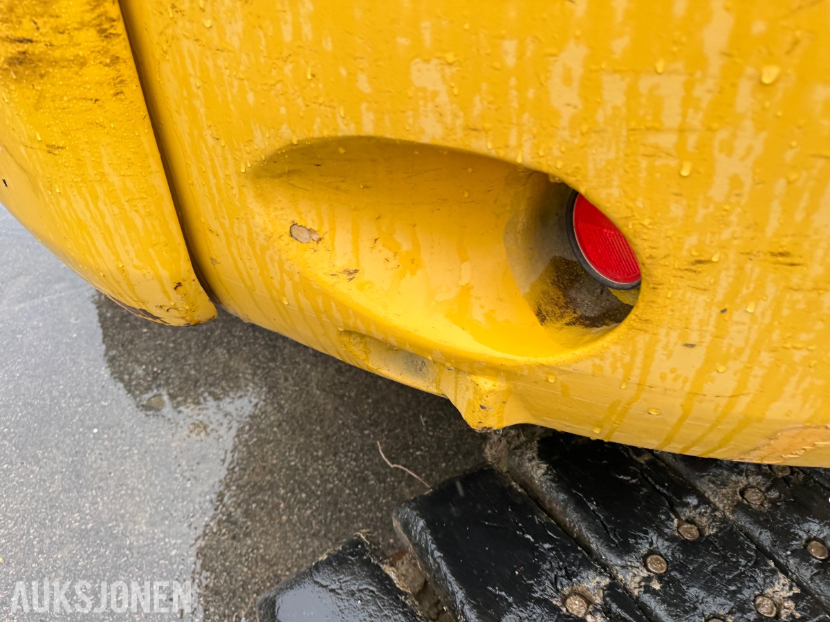 2008 Komatsu PC88MR beltegraver – tiltrotator – skjær – flere skuffer