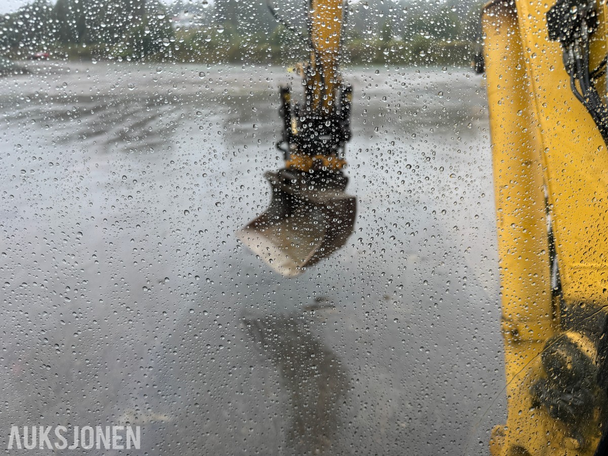 2008 Komatsu PC88MR beltegraver – tiltrotator – skjær – flere skuffer