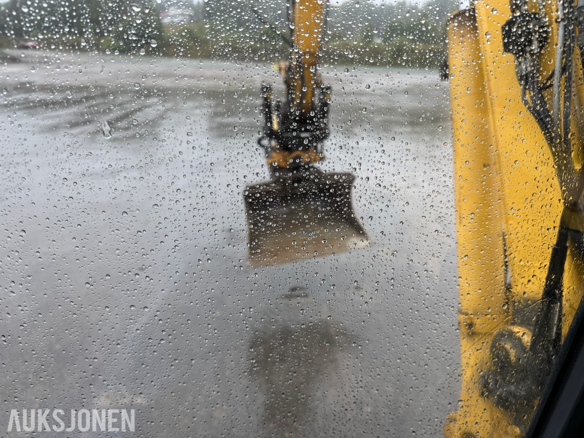 2008 Komatsu PC88MR beltegraver – tiltrotator – skjær – flere skuffer