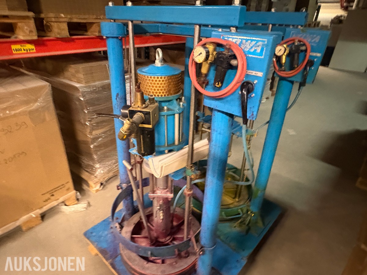 4 stk. WIWA dobbeltvirkende stempelpumper for 200 liters oljefat