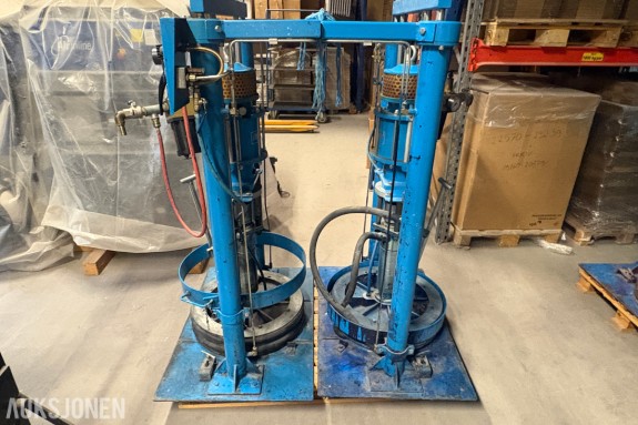 4 stk. WIWA dobbeltvirkende stempelpumper for 200 liters oljefat