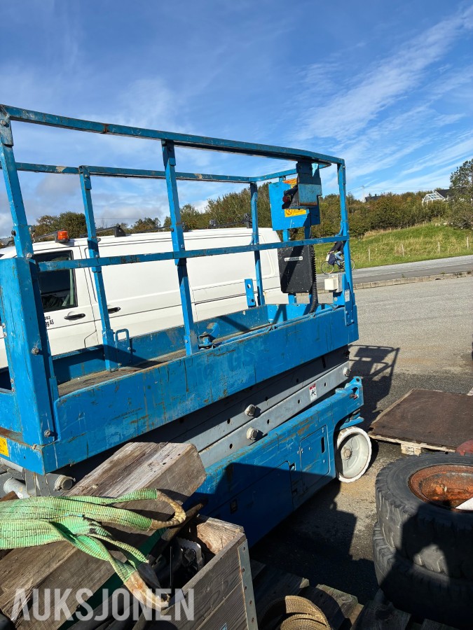2005 Genie GS-2032 sakselift, 8 m arbeidshøyde, ny batteripakke