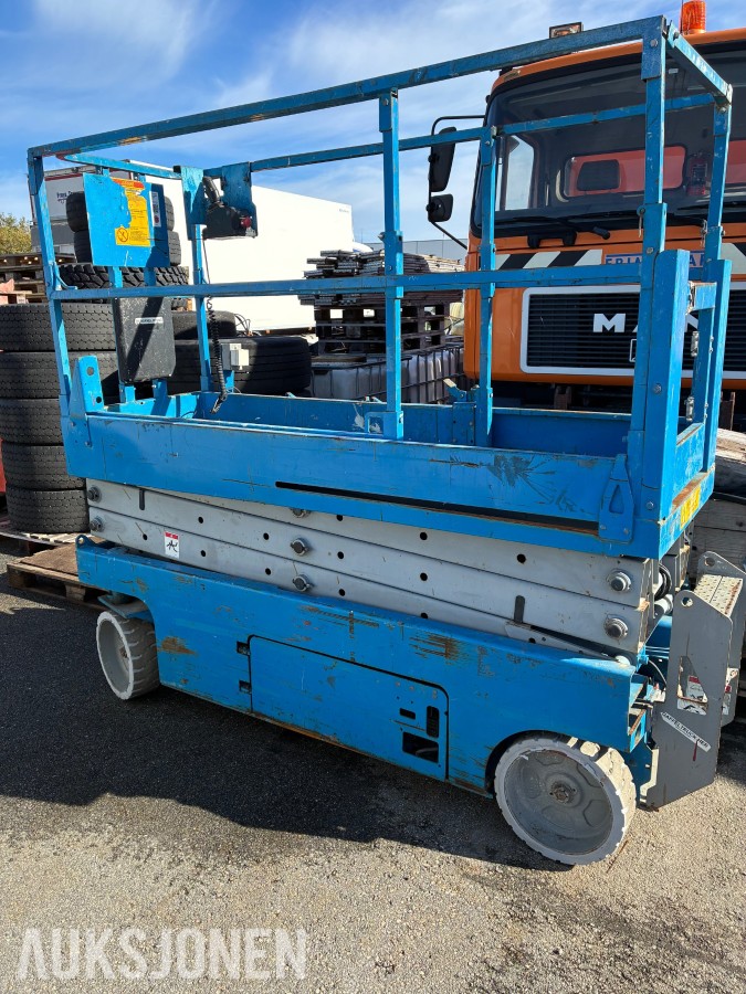2005 Genie GS-2032 sakselift, 8 m arbeidshøyde, ny batteripakke