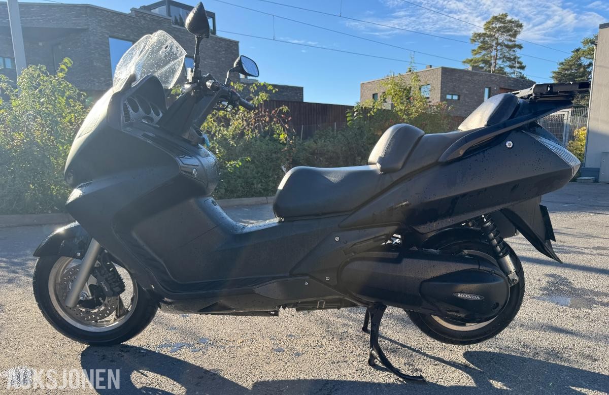 2001 Honda FJS 600 Silver Wing