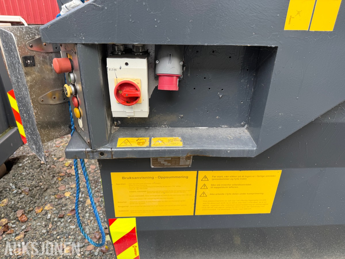 2013 Pöttinger MP 10-1.0 NG avfallskomprimator 10 m³