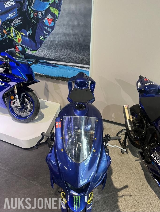 2021 Yamaha R6 Race utgave  - banesykkel