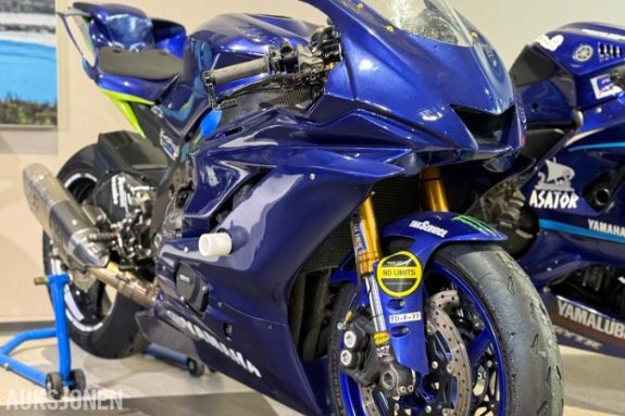 2021 Yamaha R6 Race utgave  - banesykkel