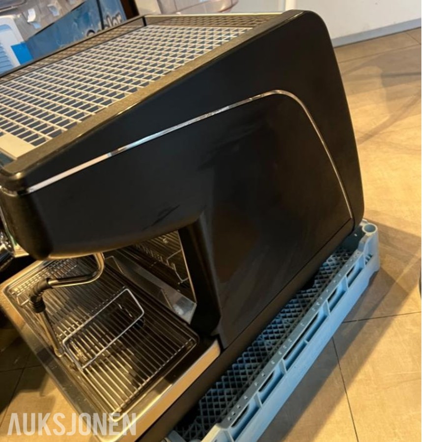 Espressomaskin - Nuova Simonelli Appia II