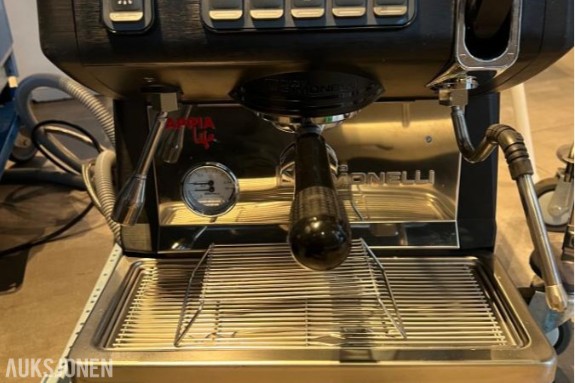 Espressomaskin - Nuova Simonelli Appia II