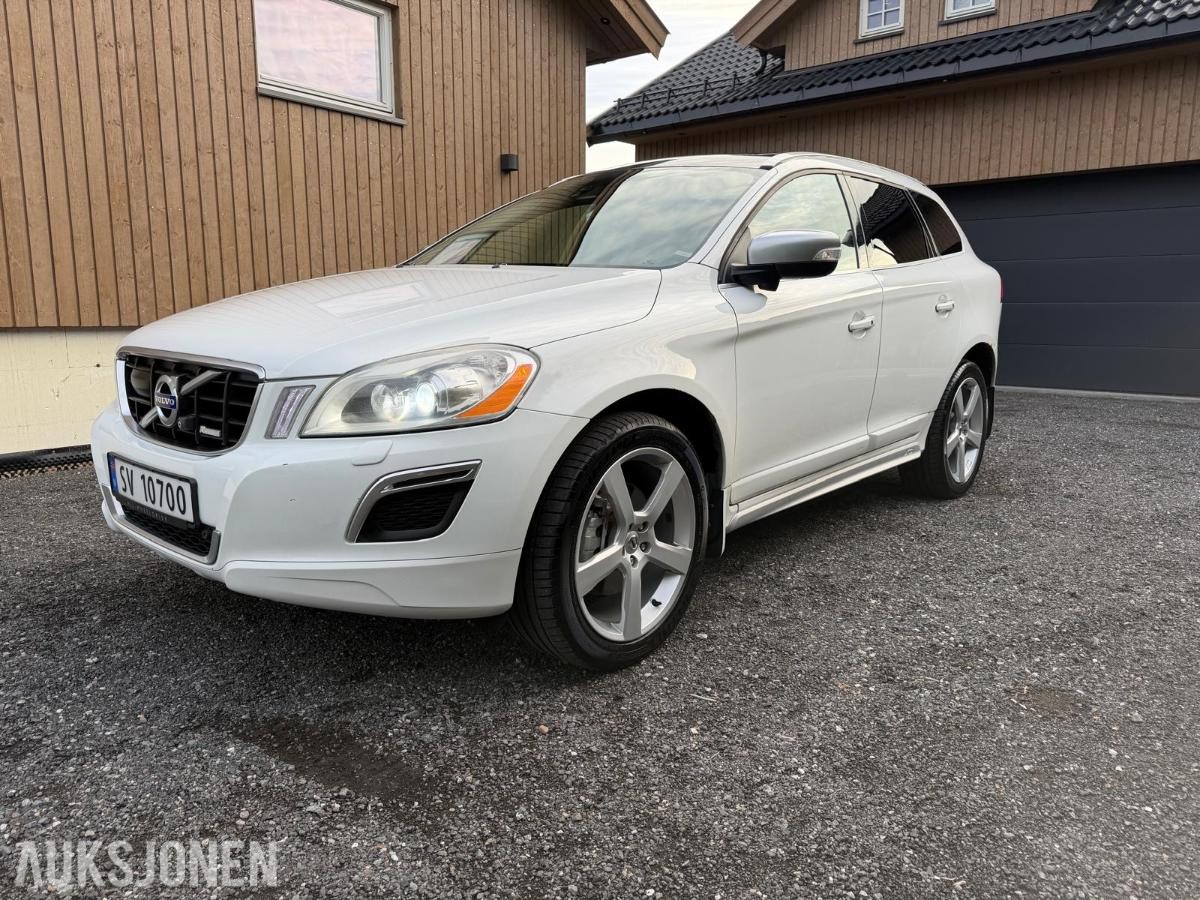 2011 Volvo XC60 R-DESIGN, AWD AUTOMAT, PANOROMA, CRUISEKONTROLL, RYGGEKAMERA 