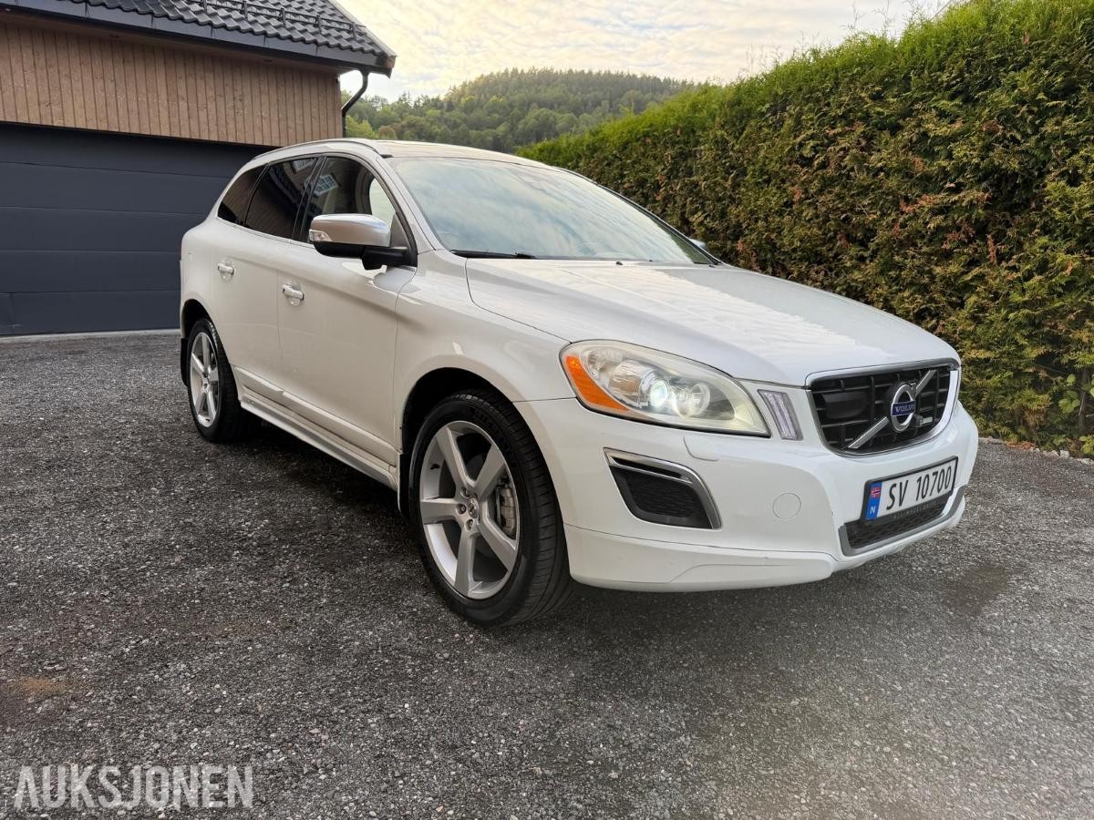 2011 Volvo XC60 R-DESIGN, AWD AUTOMAT, PANOROMA, CRUISEKONTROLL, RYGGEKAMERA 