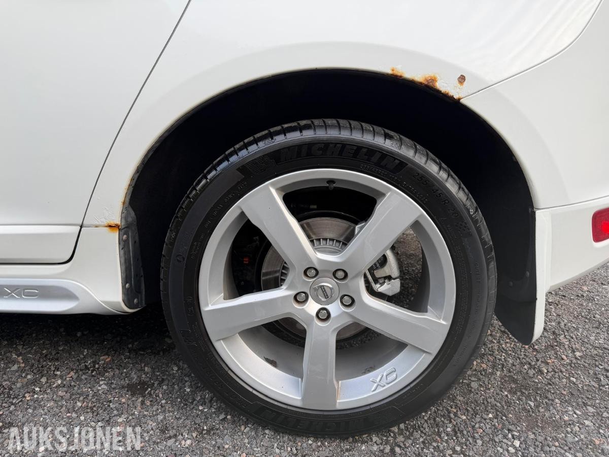 2011 Volvo XC60 R-DESIGN, AWD AUTOMAT, PANOROMA, CRUISEKONTROLL, RYGGEKAMERA 