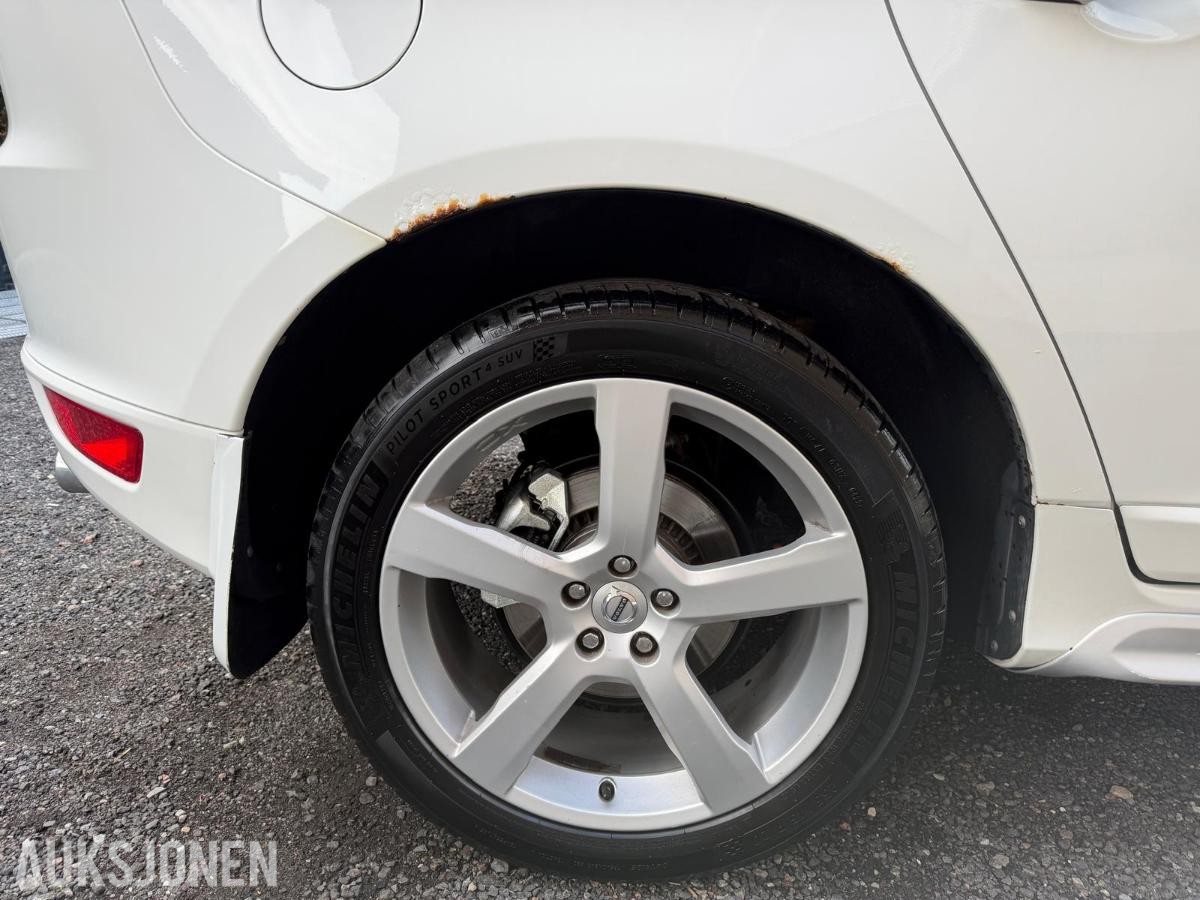 2011 Volvo XC60 R-DESIGN, AWD AUTOMAT, PANOROMA, CRUISEKONTROLL, RYGGEKAMERA 